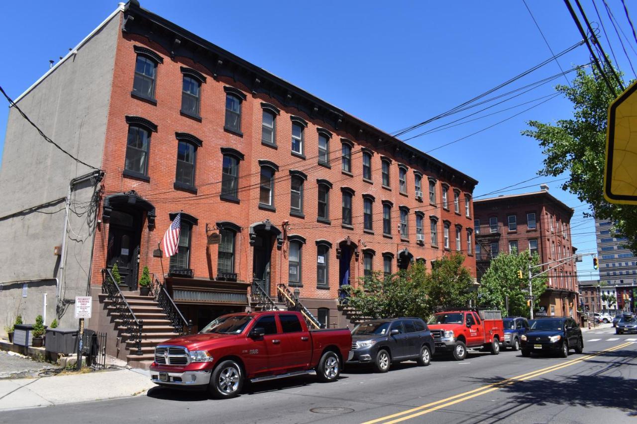 Riverhouse Extended Stay Apartment Jersey City Exterior photo